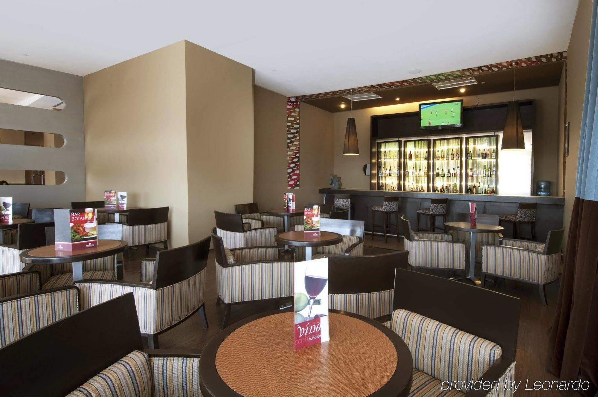 Fiesta Inn Express Durango Restaurant photo